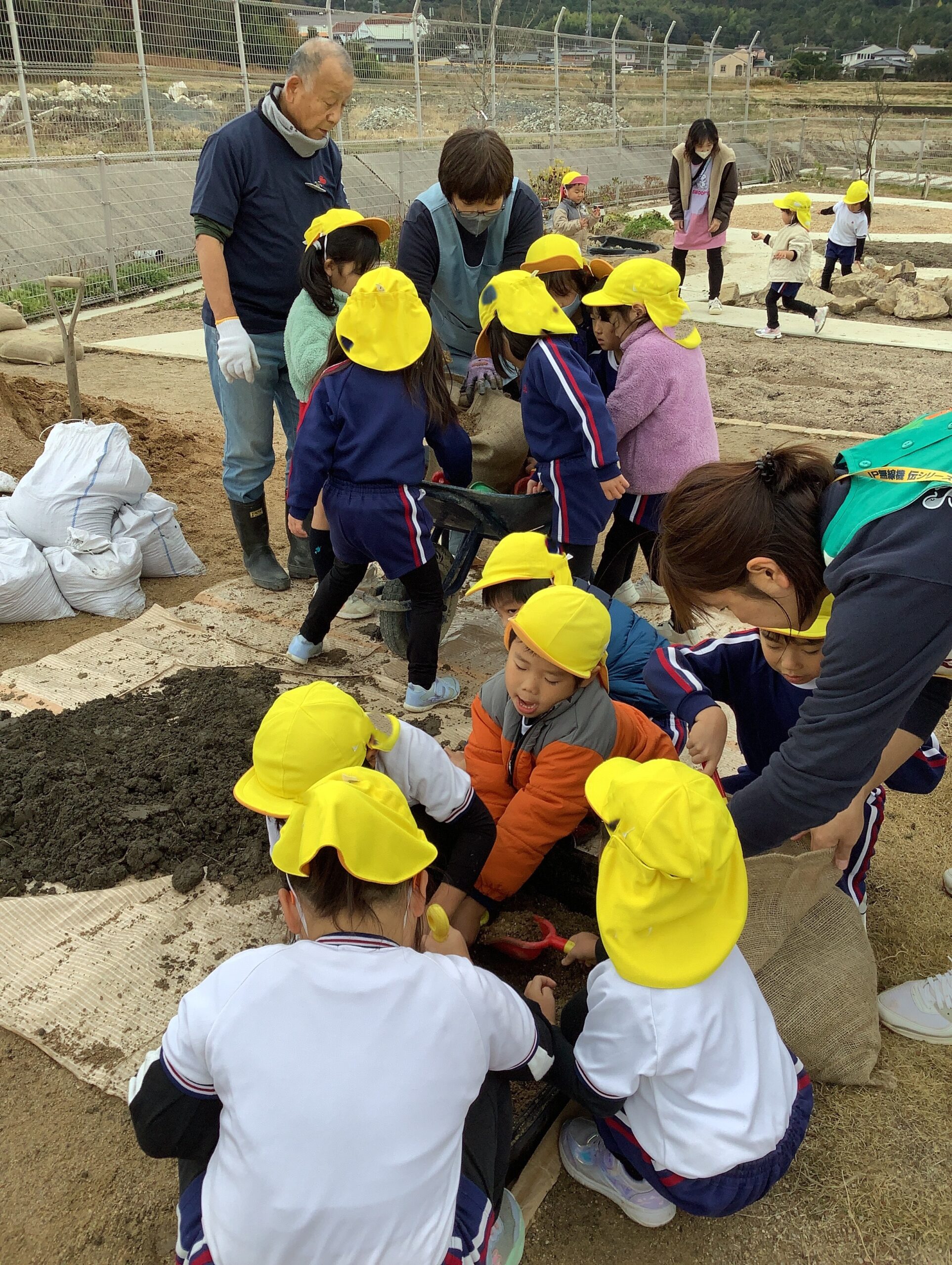 画像：園庭改造計画スタート！